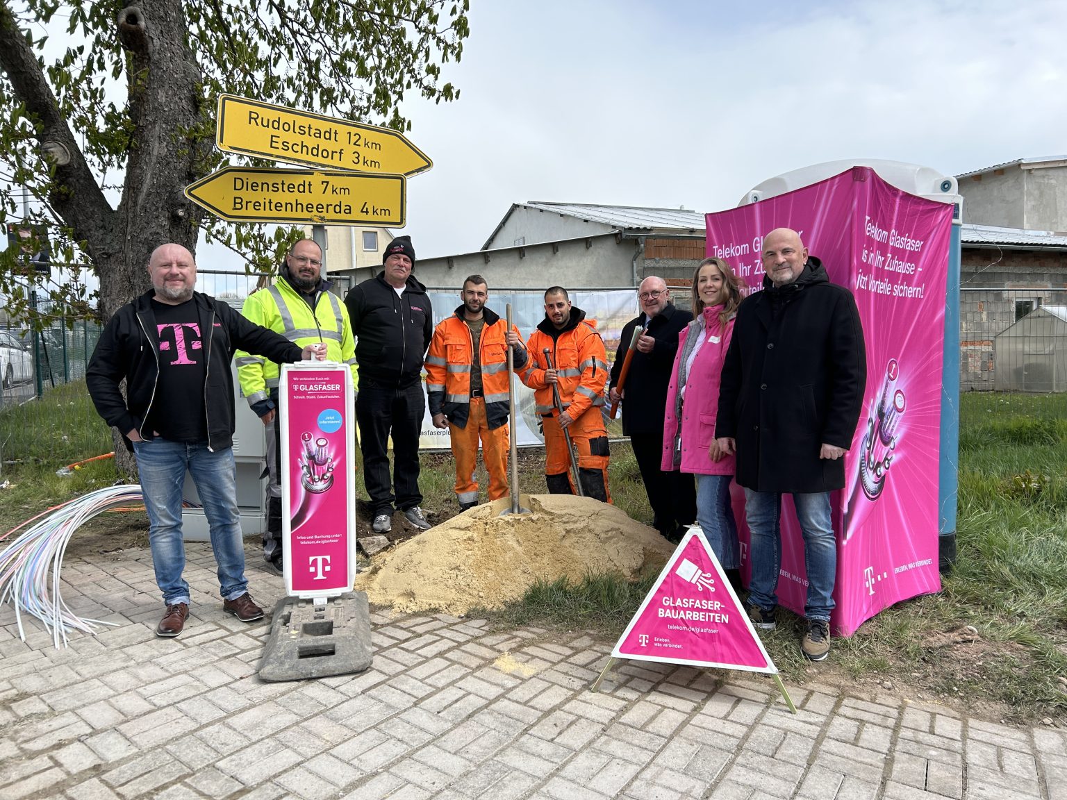 Spatenstich F R Den Glasfaserausbau In Rudolstadt Glasfaserplus