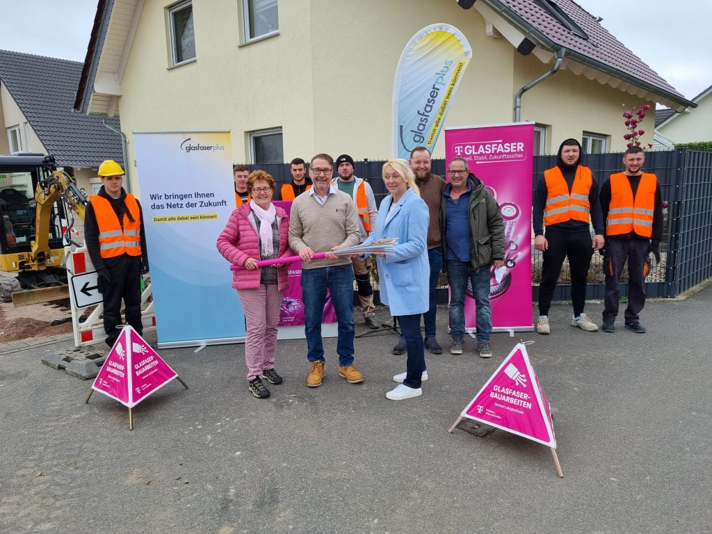 Spatenstich Für Den Glasfaserausbau In Siefersheim – GlasfaserPlus