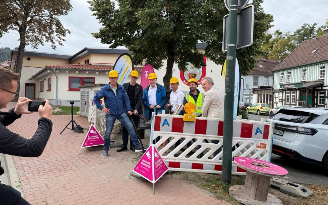 Spatenstich für den Glasfaser-Ausbau in Bad Harzburg