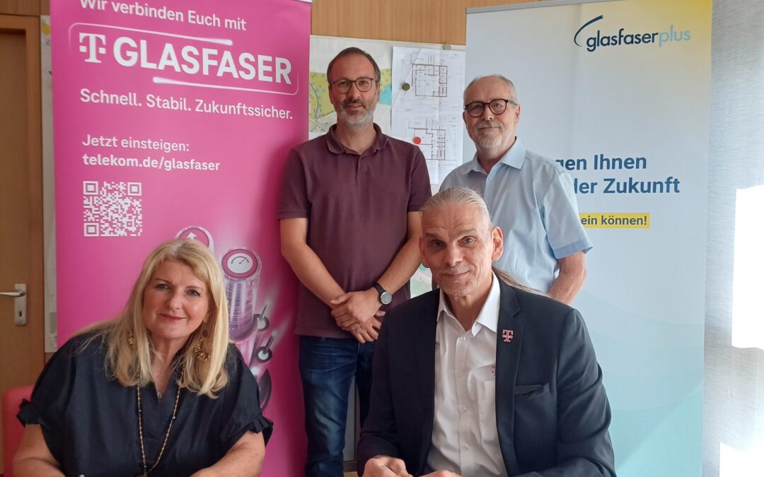 100 % Glasfaser für Markt Erlbach: GlasfaserPlus erschließt die Marktgemeinde in einer Kombination aus Eigen- und Förderausbau vollständig mit Glasfaser
