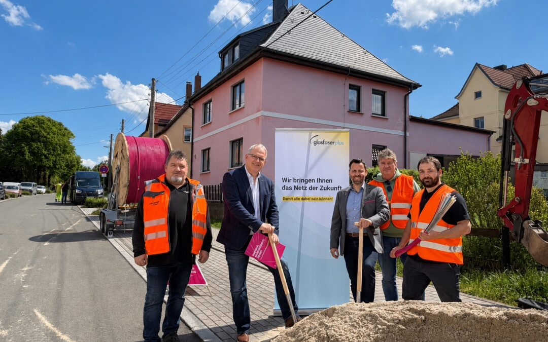 Spatenstich für den Glasfaser-Ausbau in Rositz