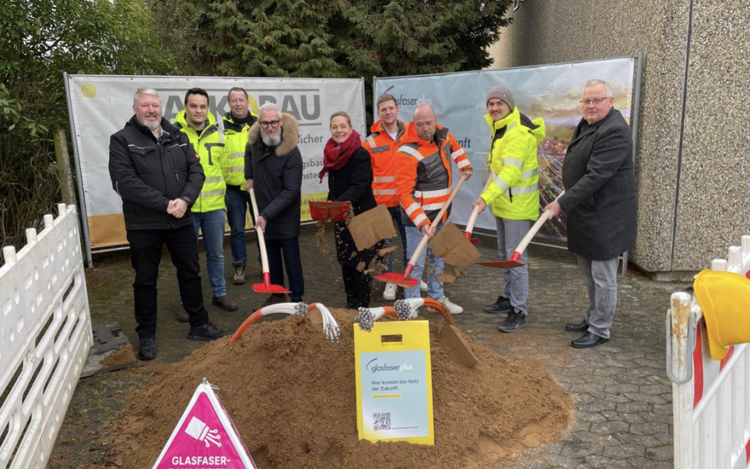 Spatenstich für den Glasfaserausbau in Biebertal mit neuem Baupartner