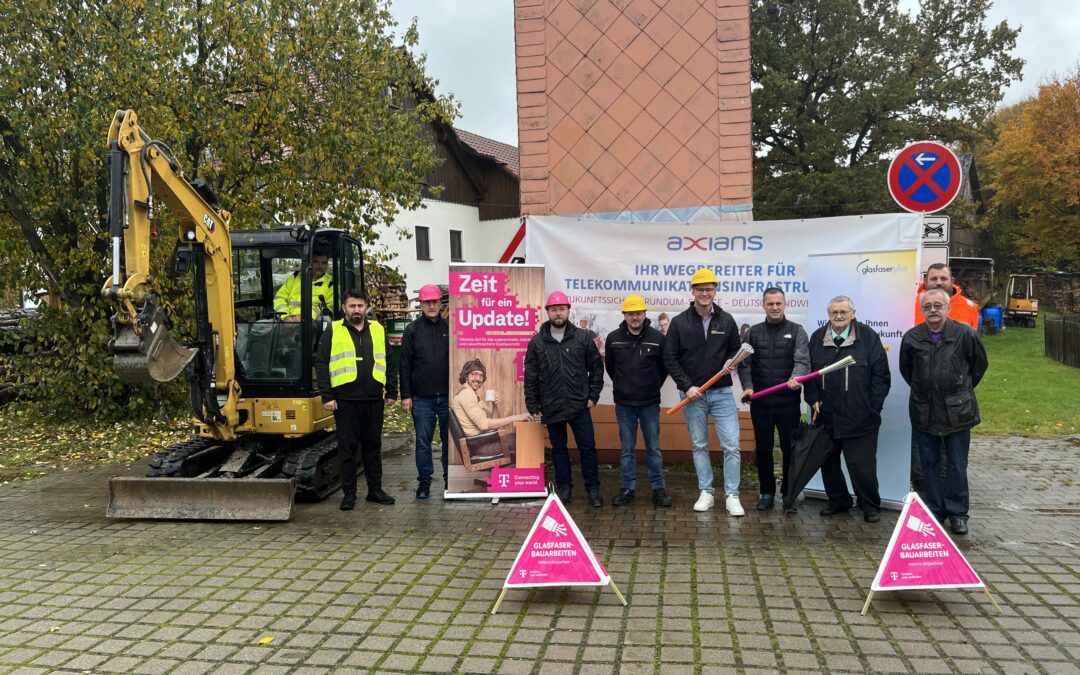 Spatenstich für den geförderten Glasfaserausbau in Ebnath