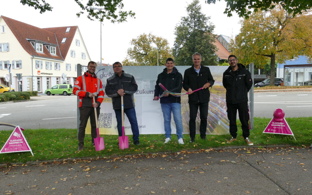 Spatenstich für den Glasfaserausbau in Dornhan