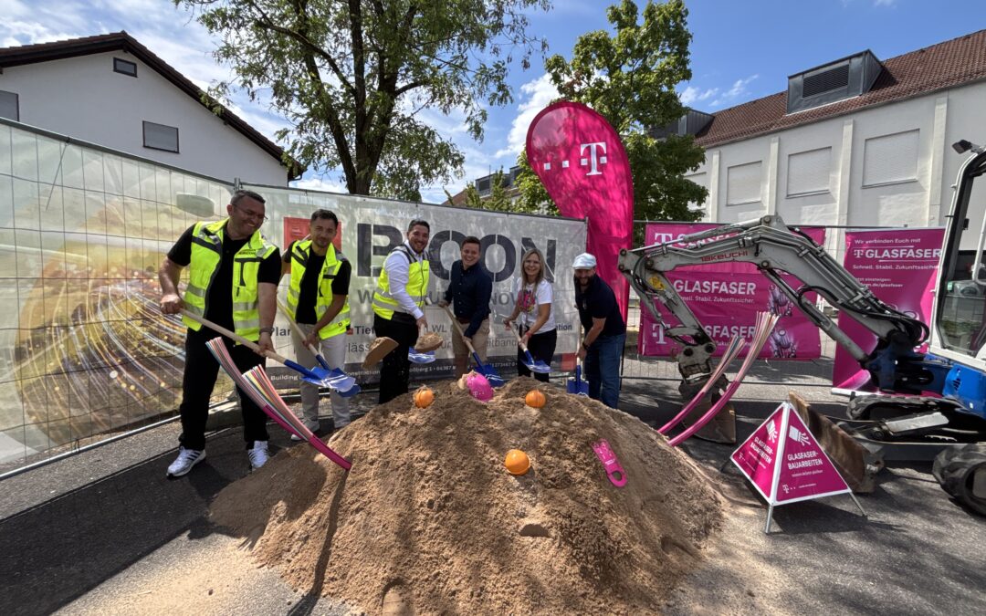 Spatenstich für den Glasfaser-Ausbau in Eberbach