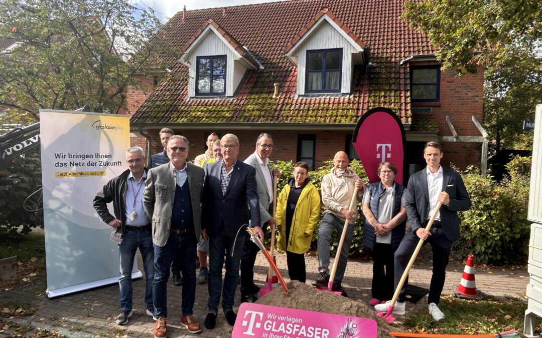 Spatenstich für den Glasfaser-Ausbau in Timmendorfer Strand