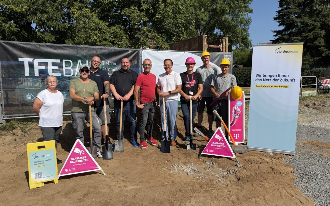 Spatenstich für den geförderten Glasfaser-Ausbau in Poppenhausen