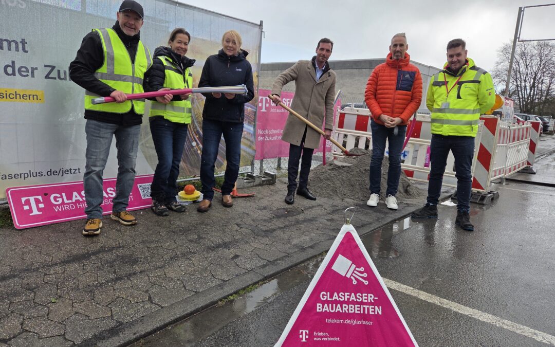 Spatenstich für den Glasfaserausbau in Biebesheim am Rhein