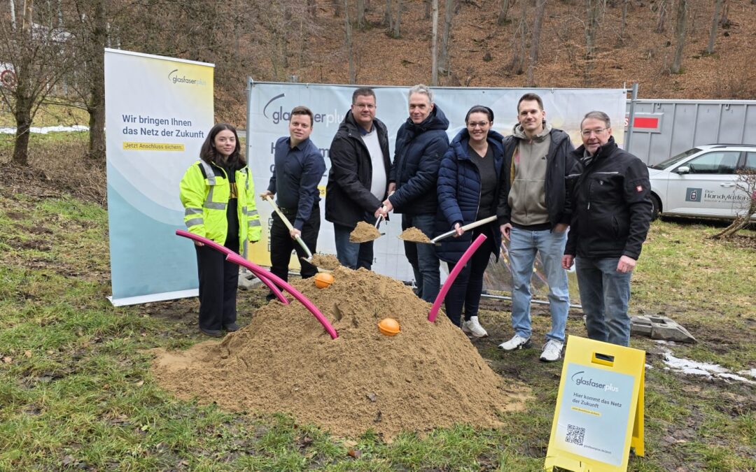 Spatenstich für den Glasfaserausbau in Lützelbach